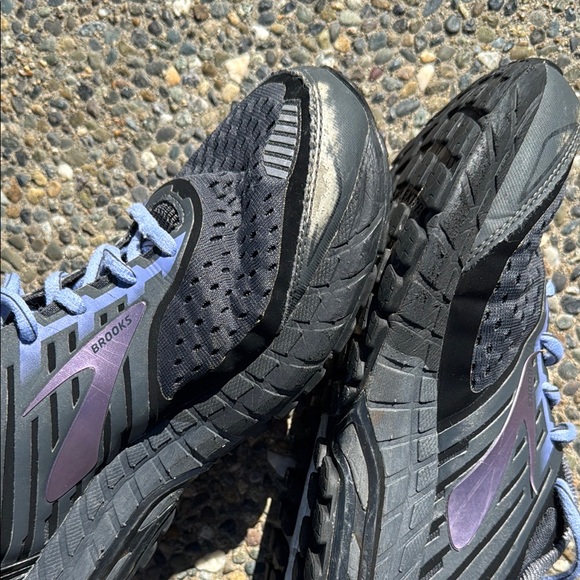 Brooks Ariel 18 Charcoal Athletic Shoes Size 11 - Picture 6 of 9